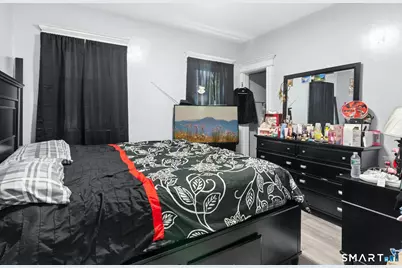 32-34 Park Terrace, Bridgeport, CT 06604 - Photo 7