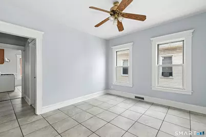 32-34 Park Terrace, Bridgeport, CT 06604 - Photo 11