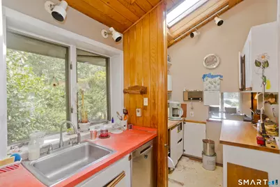 371 Lakeview Drive, Suffield, CT 06093 - Photo 11