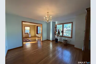 50 Lincoln Avenue #1 A Front, Danbury, CT 06810 - Photo 7