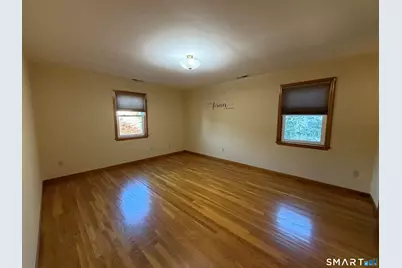 50 Lincoln Avenue #1 A Front, Danbury, CT 06810 - Photo 13