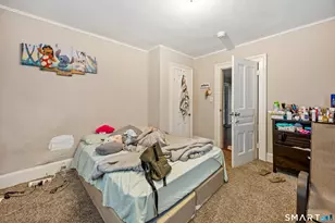 37 Preston St, Hartford, CT 06114 - Photo 11
