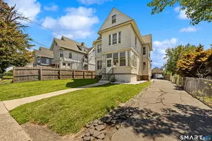 37 Preston St, Hartford, CT 06114 - Photo 3