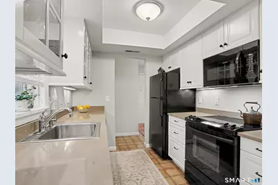 66 Glen View #66, Wilton, CT 06897 - Photo 21