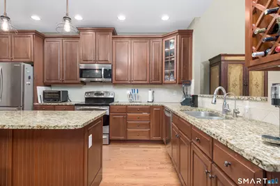 33 Iris Way #33, Berlin, CT 06037 - Photo 7