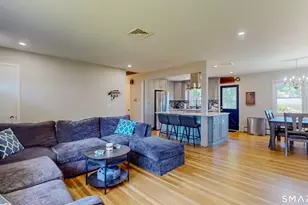347 Edison Rd, Trumbull, CT 06611 - Photo 9