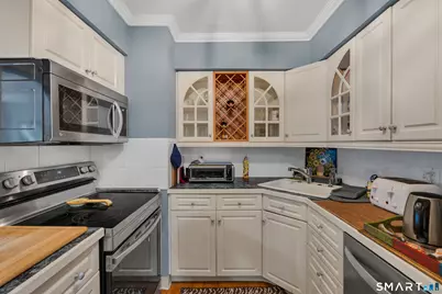 92 Limewood Avenue #A13, Branford, CT 06405 - Photo 5