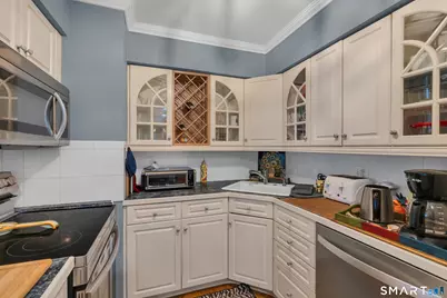 92 Limewood Avenue #A13, Branford, CT 06405 - Photo 3