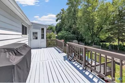 50 Hawthorne Avenue, Derby, CT 06418 - Photo 17