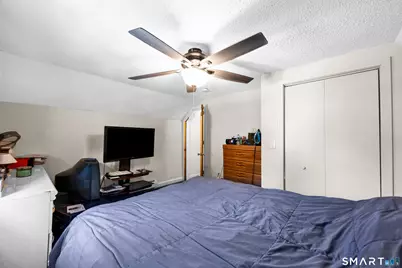 90 Myrtle Street, Meriden, CT 06450 - Photo 13