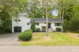 18 Happy Acres Rd, Clinton, CT 06413 - Photo 1
