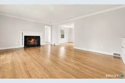 90 Fern Street, Fairfield, CT 06824 - Photo 9