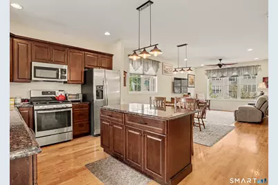 30 Short Oak Drive #30, Brookfield, CT 06804 - Photo 7