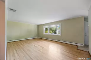 46 E Maxwell Dr, West Hartford, CT 06107 - Photo 3