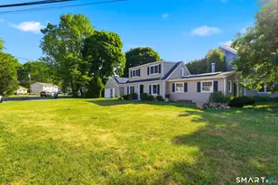 11 Barmore Dr W, Stamford, CT 06905 - Photo 21