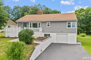 12 Homestead Pl, Branford, CT 06405 - Photo 3