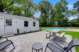 204 Hazard Ave, Enfield, CT 06082 - Photo 5