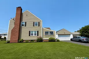46 Garden Dr, Bridgeport, CT 06606 - Photo 3