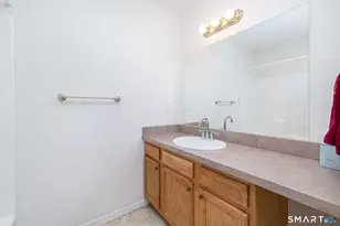 [Address not provided], East Hartford, CT 06108 - Photo 19