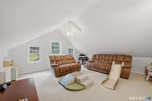14 Woodchuck Ln, Ridgefield, CT 06877 - Photo 19