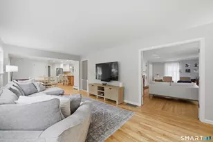 14 Woodchuck Ln, Ridgefield, CT 06877 - Photo 9