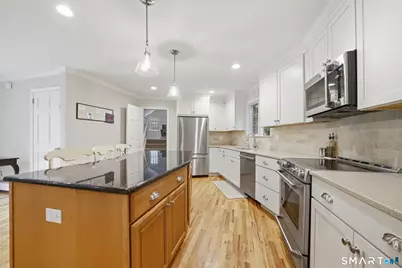 14 Woodchuck Lane, Ridgefield, CT 06877 - Photo 5