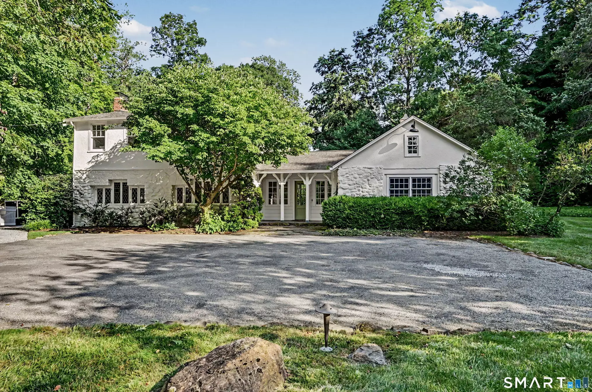 1097 Sunset Rd, Stamford