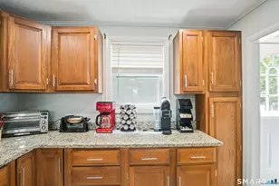 15 Lexington Ave, Norwich, CT 06360 - Photo 11