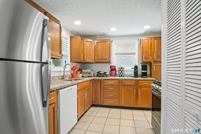 15 Lexington Avenue, Norwich, CT 06360 - Photo 7