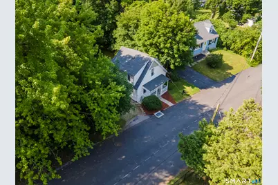15 Lexington Avenue, Norwich, CT 06360 - Photo 1