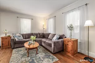 37 Washington Ave, Danbury, CT 06810 - Photo 7