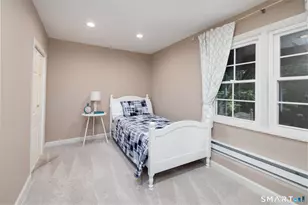 33 Carver Cir, Simsbury, CT 06070 - Photo 21