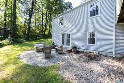 33 Carver Circle, Simsbury, CT 06070 - Photo 5