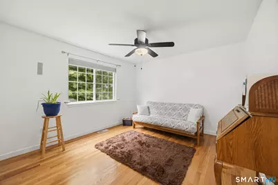 19 Lake Avenue, West Haven, CT 06516 - Photo 11