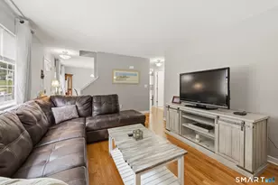 19 Lake Ave, West Haven, CT 06516 - Photo 7