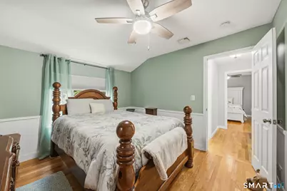 19 Lake Avenue, West Haven, CT 06516 - Photo 17