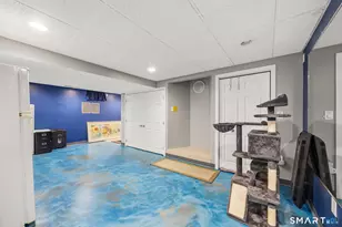 19 Lake Ave, West Haven, CT 06516 - Photo 23