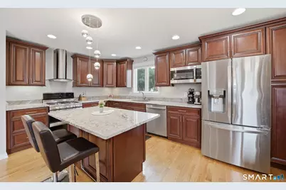 39 Scribner Avenue, Norwalk, CT 06854 - Photo 7
