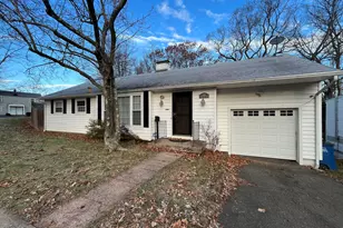 110 Roger White Dr, New Haven, CT 06511 - Photo 1