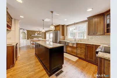 156 Red Stone Hill, Plainville, CT 06062 - Photo 17