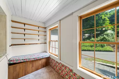 31 School Street, Avon, CT 06001 - Photo 19