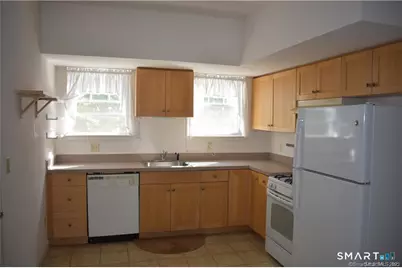 15 Pendleton Street #1, New Haven, CT 06511 - Photo 5