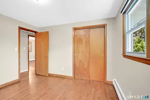 7 Rogers Dr, Meriden, CT 06450 - Photo 25