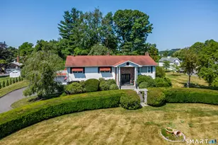10 Rolf Dr, Danbury, CT 06810 - Photo 3