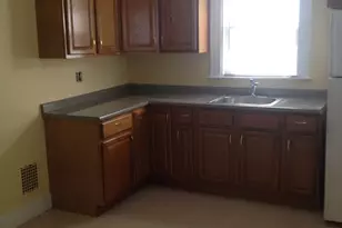18 Walnut St, West Haven, CT 06516 - Photo 3