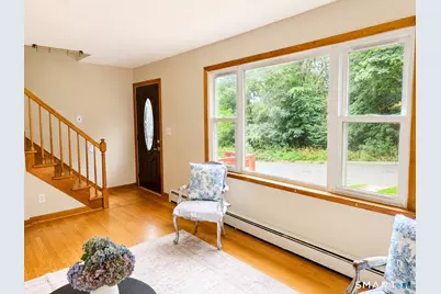 18 Dawn Street, Fairfield, CT 06824 - Photo 3