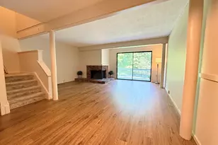 16 Fox Run, Woodbury, CT 06798 - Photo 3