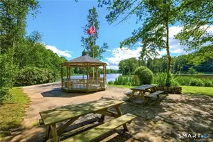 16 Fox Run, Woodbury, CT 06798 - Photo 9