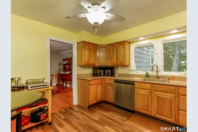 1 South Forest Circle, West Haven, CT 06516 - Photo 11