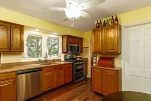 1 S Forest Cir, West Haven, CT 06516 - Photo 13